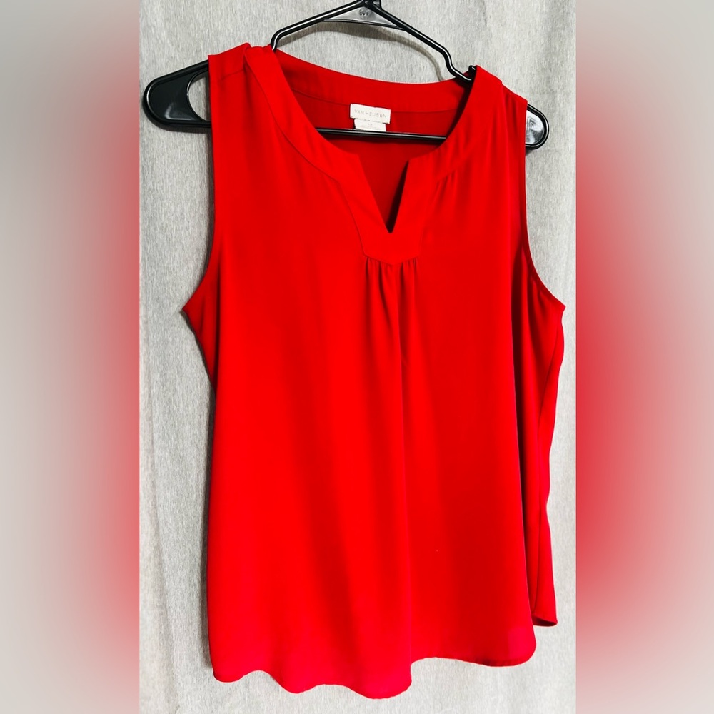 Women’s Van Heusen sleeveless top